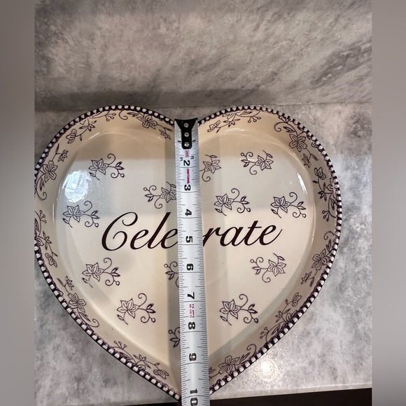 Temptations by Tara Floral Lace Set of 3 Heart Shaped Plates - Varies sizes - Picture 11 of 16